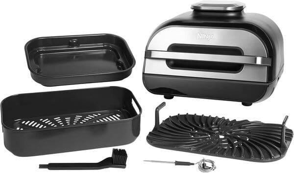 Ninja Foodi MAX Grill & Air Fryer avec Sonde de Cuisson Numérique, 5,7L, 6 Fonctions de Cuisson, Air Fry, Grille, Cuit, Rotis et bien plus, Pièces Lavables au Lave-vaisselle 2460W, Gris/Argent AG551EU