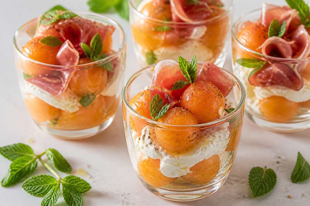 Recette de verrines melon et jambon cru : l'apéritif frais et gourmand